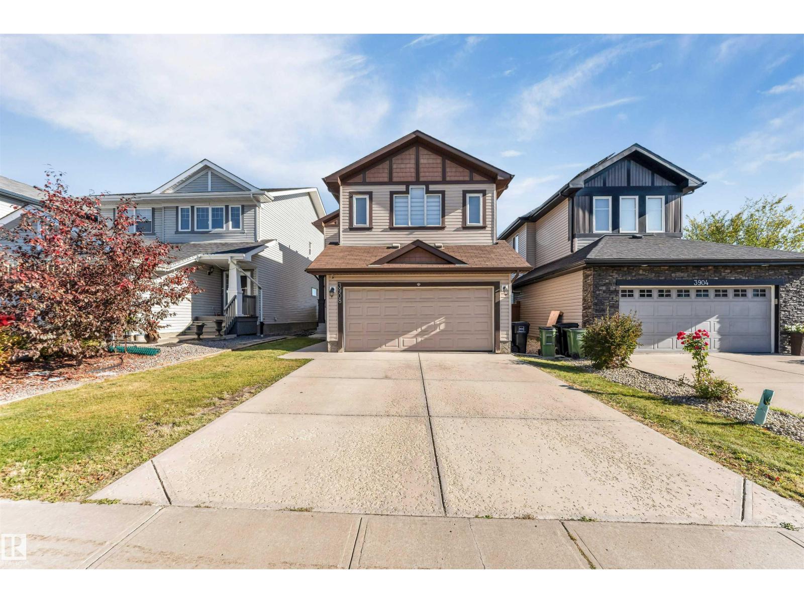 3908 166 AV NW - 2