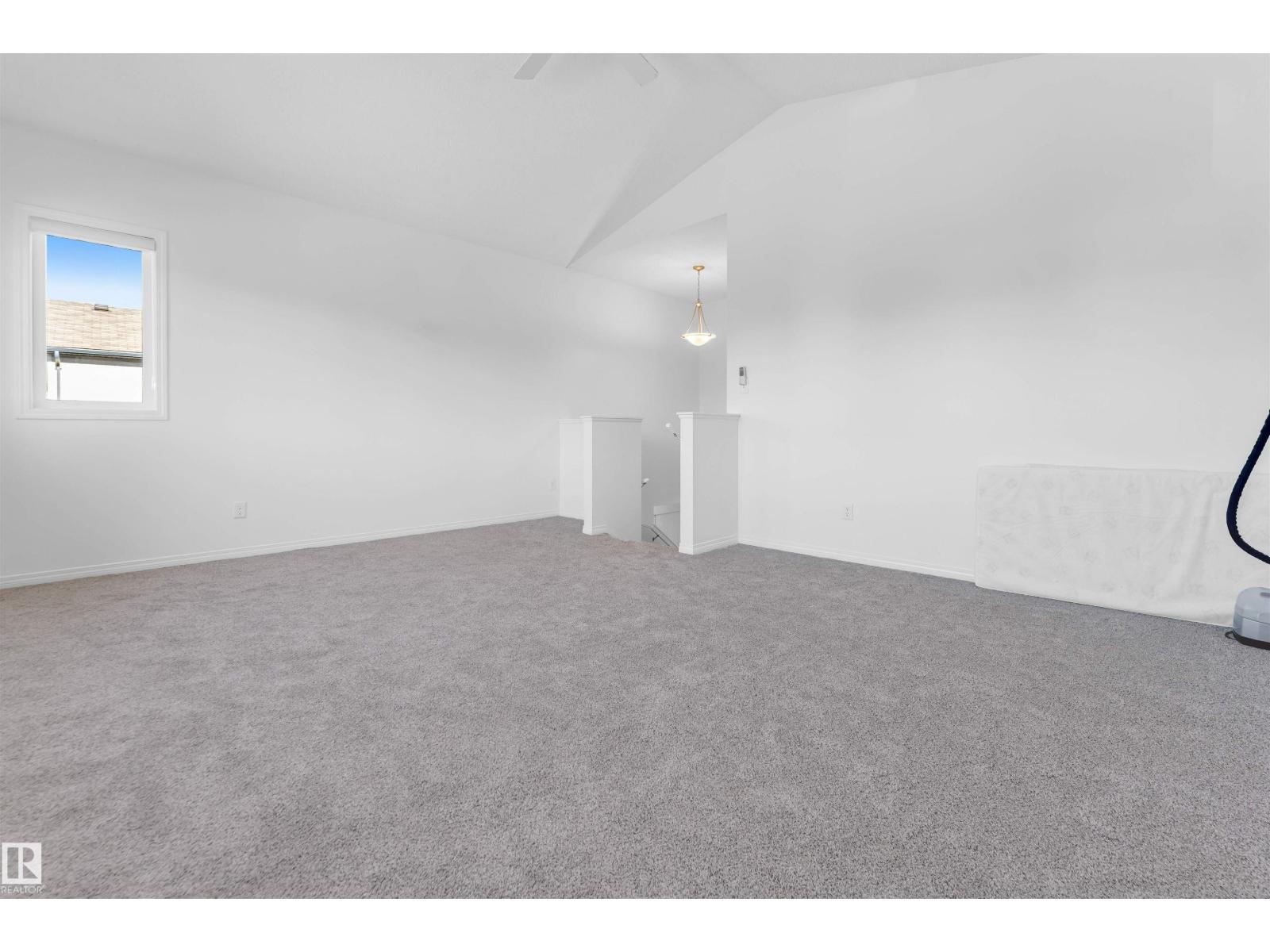 3908 166 AV NW - Image 24