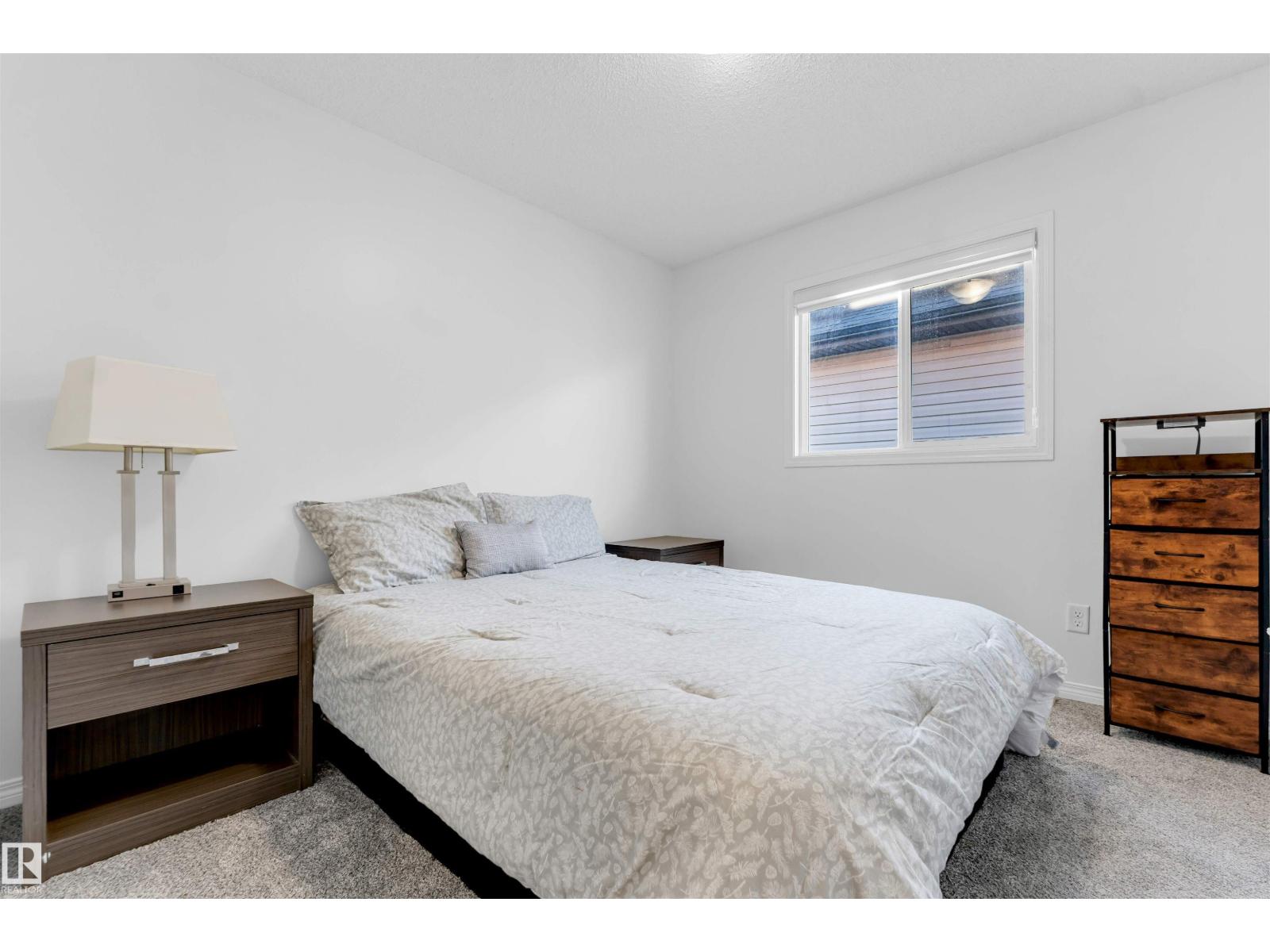 3908 166 AV NW - Image 34