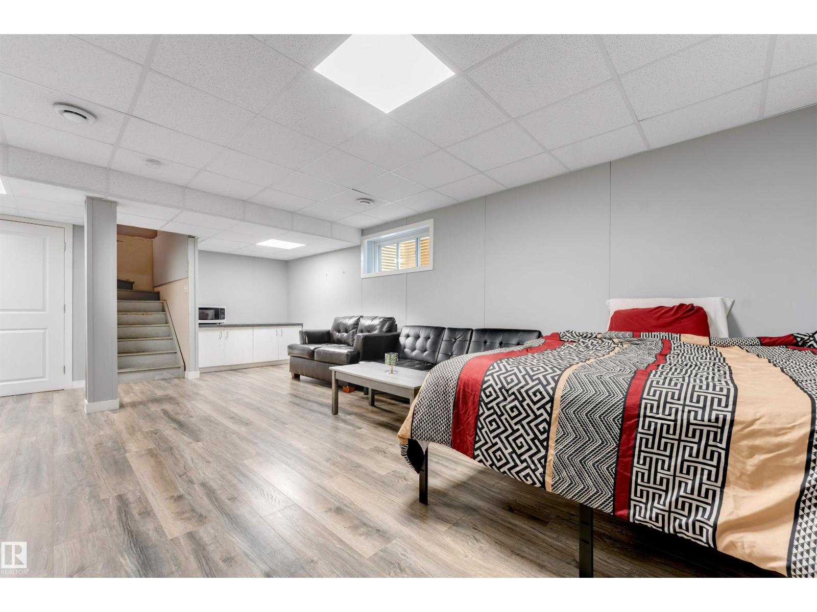 3908 166 AV NW - Image 41