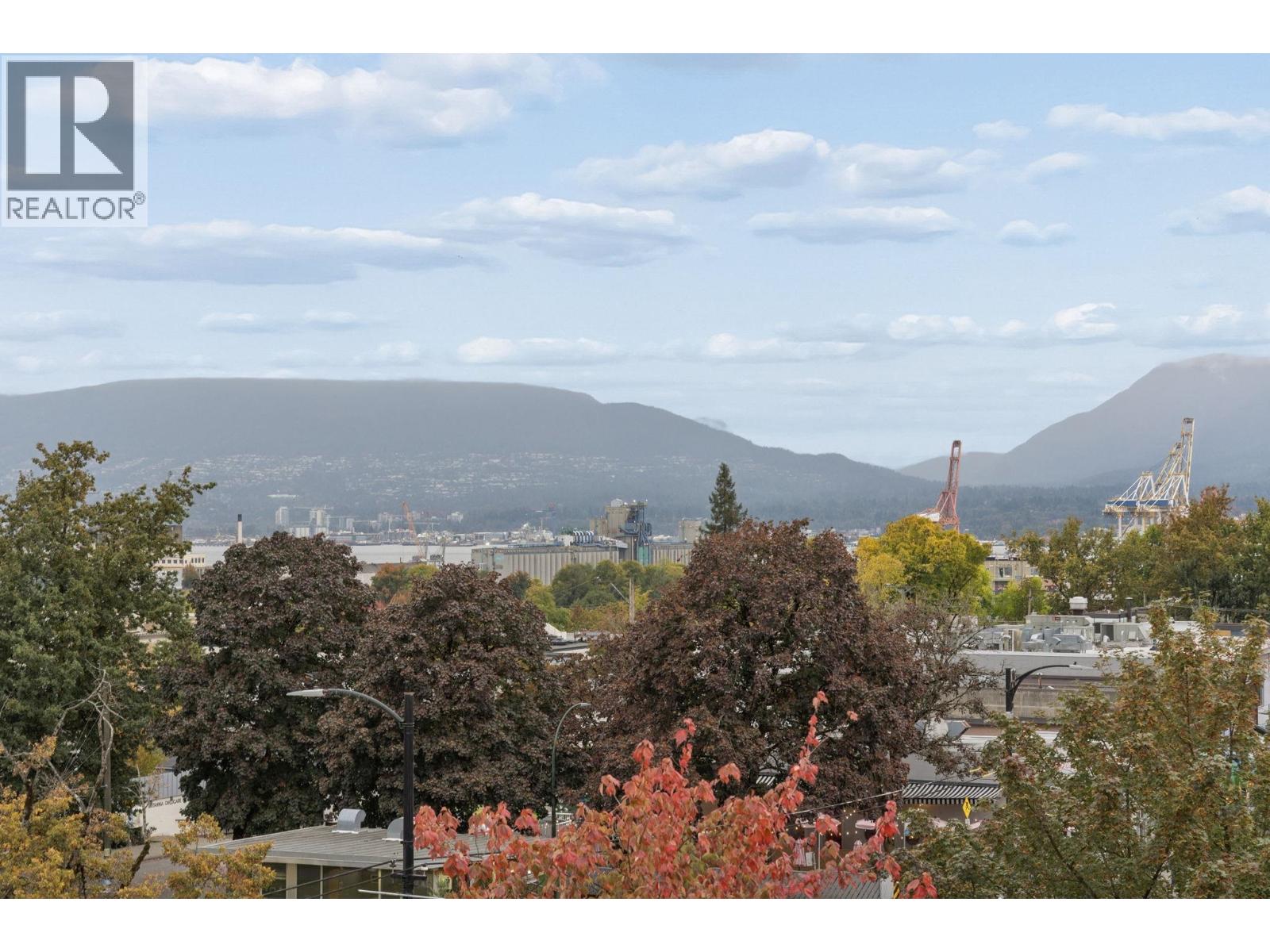 Photo of 305 1707 CHARLES STREET 28