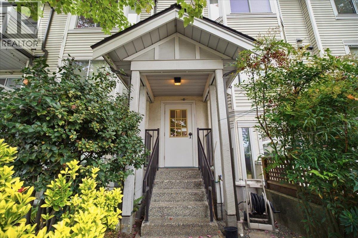 404 1723 FRANCES STREET, Vancouver - Image 1