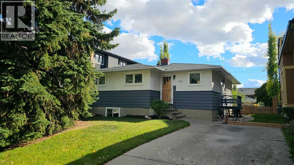 1905 32 Avenue SW, Calgary
