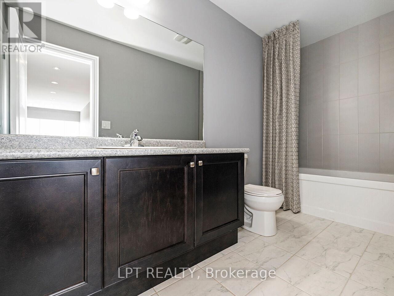 1 DORCHESTER BOULEVARD S - Image 33