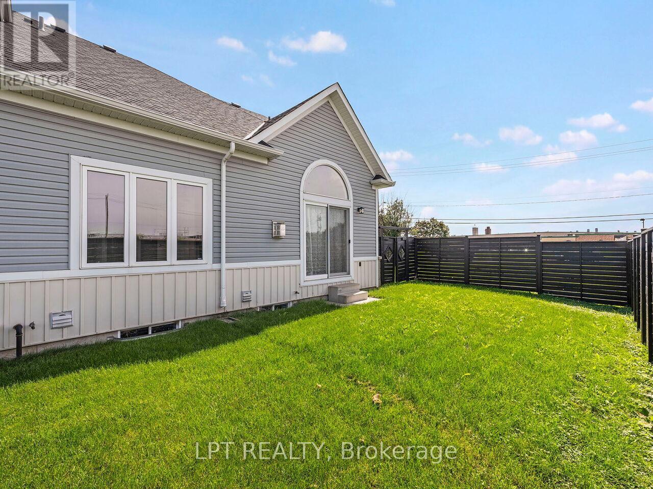 1 DORCHESTER BOULEVARD S - Image 49