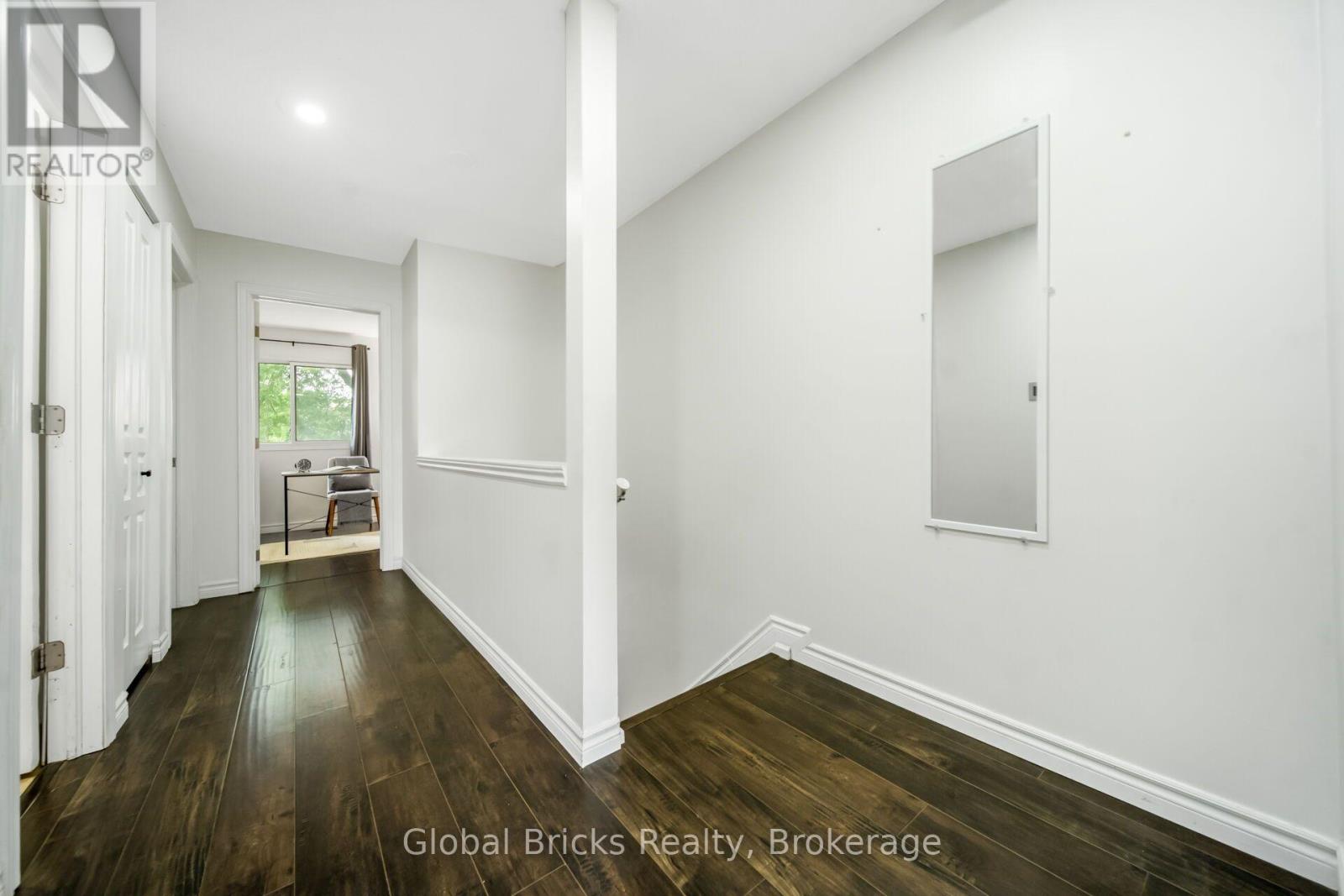 27- 15 Green Valley Drive, Kitchener, ON photo 24