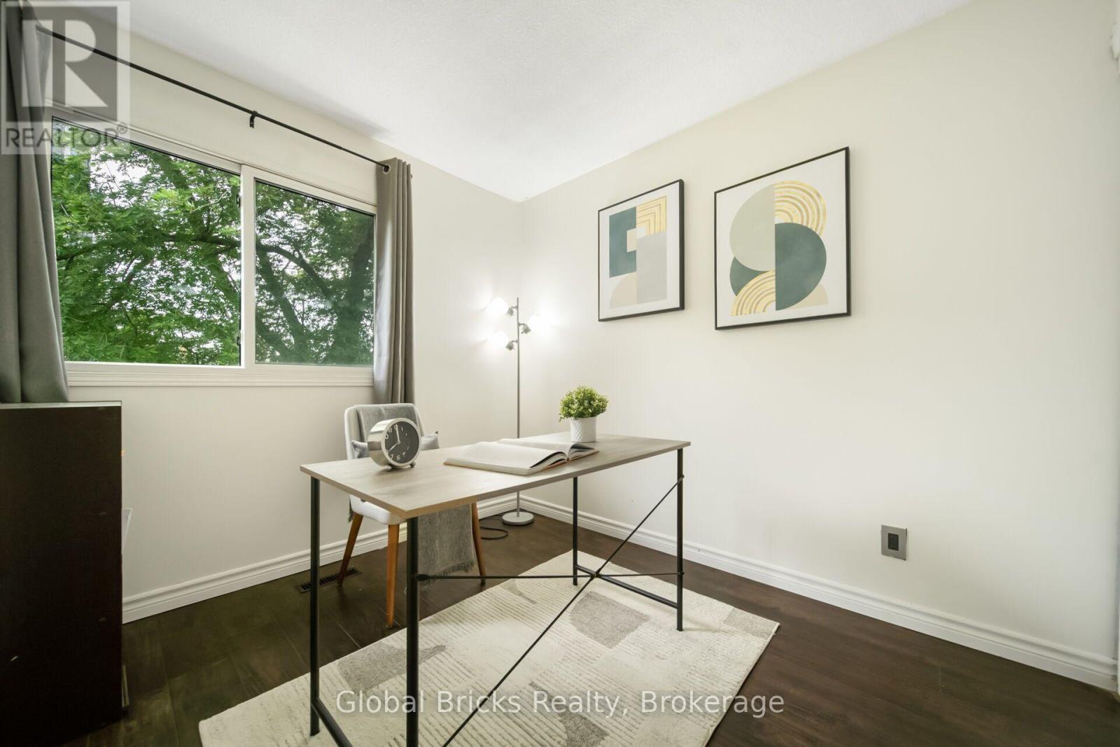 27- 15 Green Valley Drive, Kitchener, ON photo 33