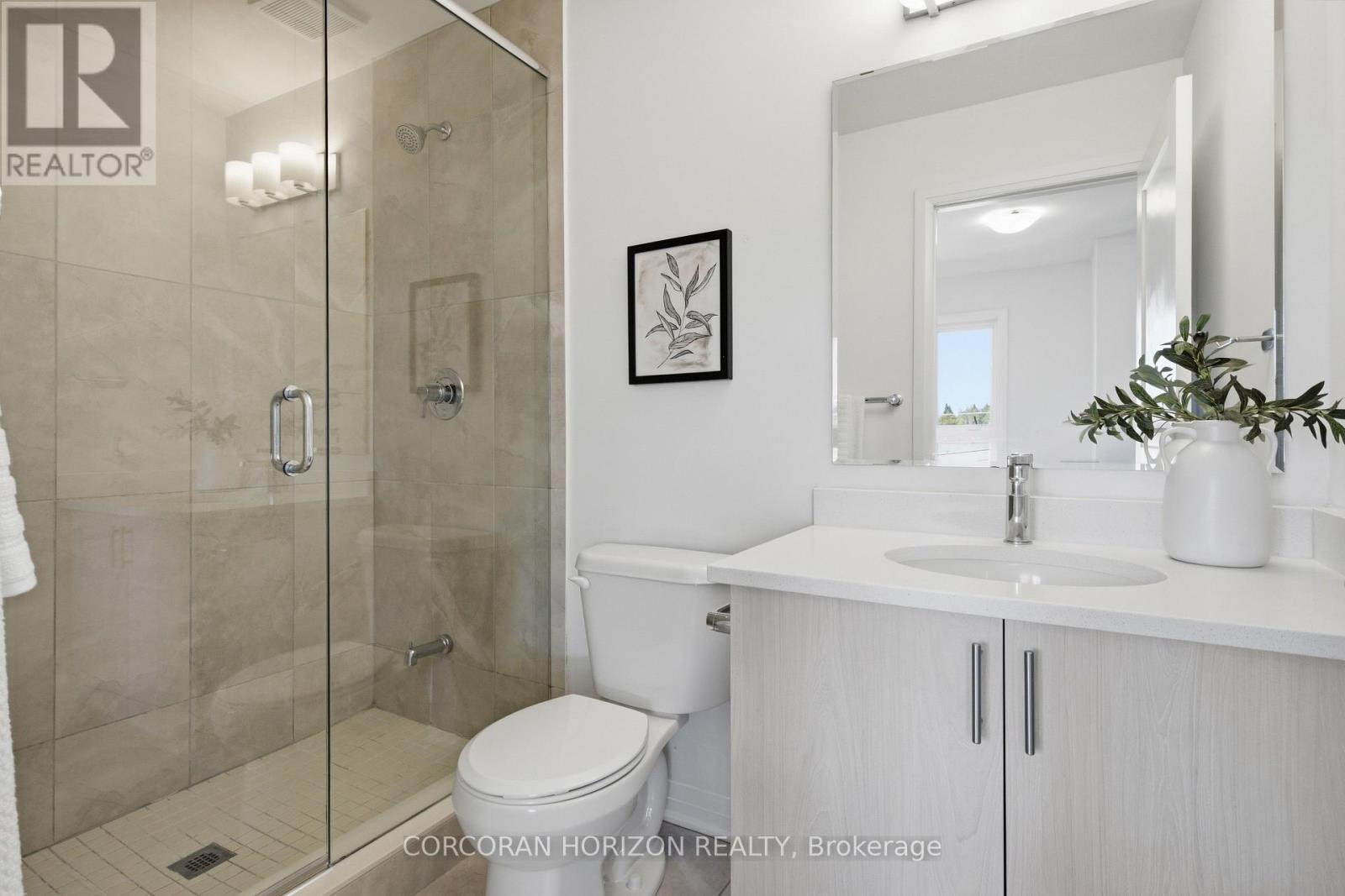#96 51 SPARROW AVENUE - 17