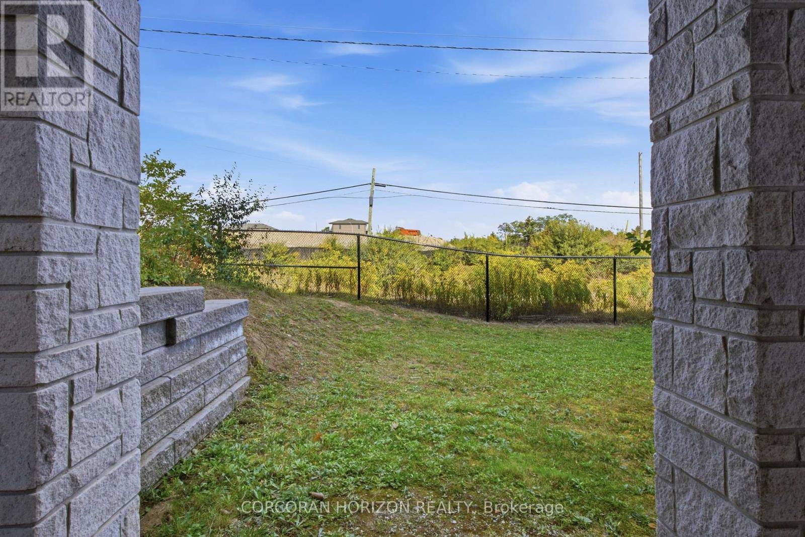 #96 51 SPARROW AVENUE - 22