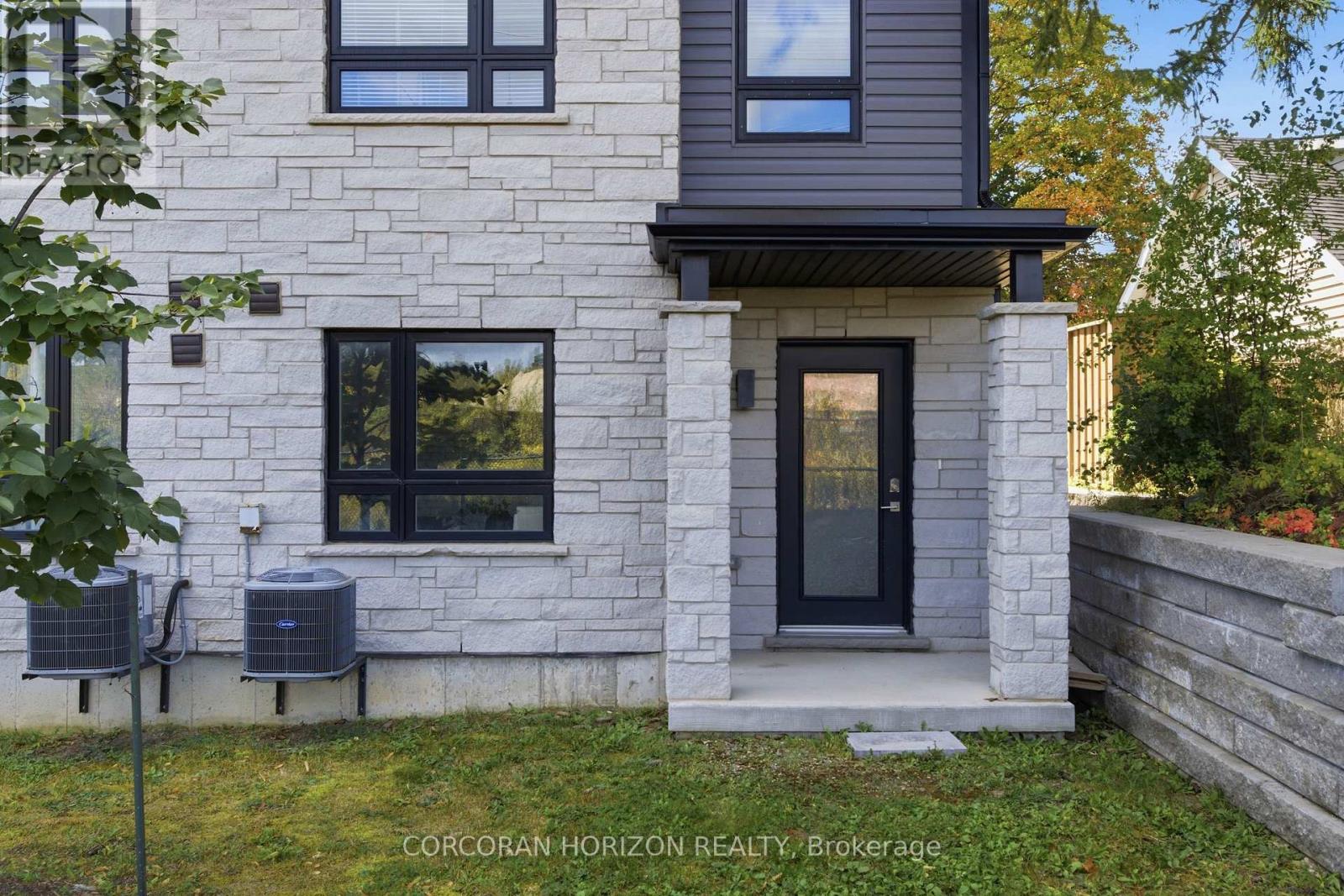 #96 51 SPARROW AVENUE - 24