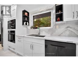 Kitchen - 1018 Whites Road, Muskoka Lakes, ON P0B1J0 Photo 14
