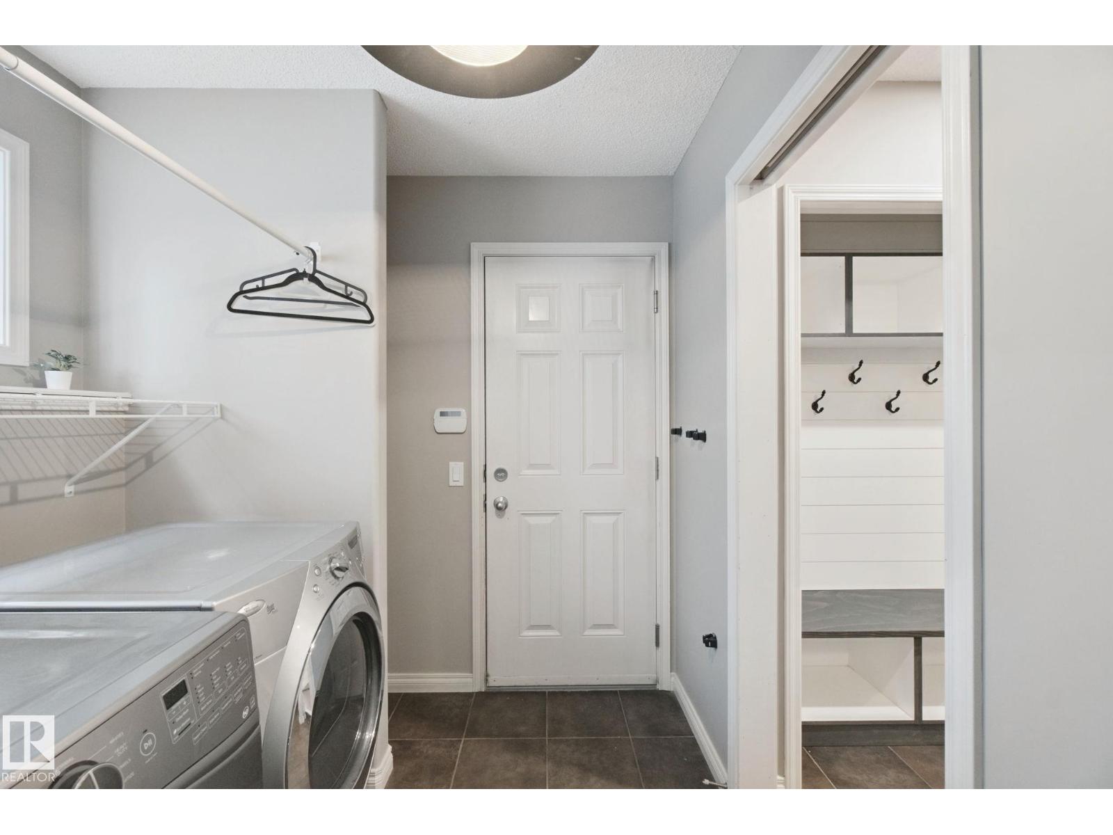 628 FOXTAIL LN - 19