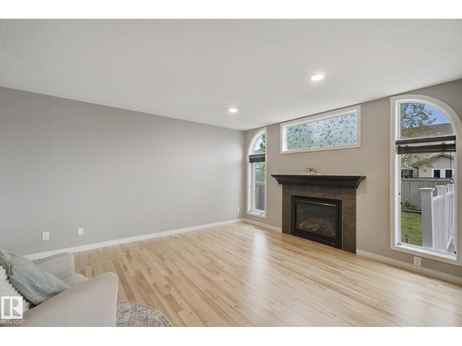 628 FOXTAIL LN - 17