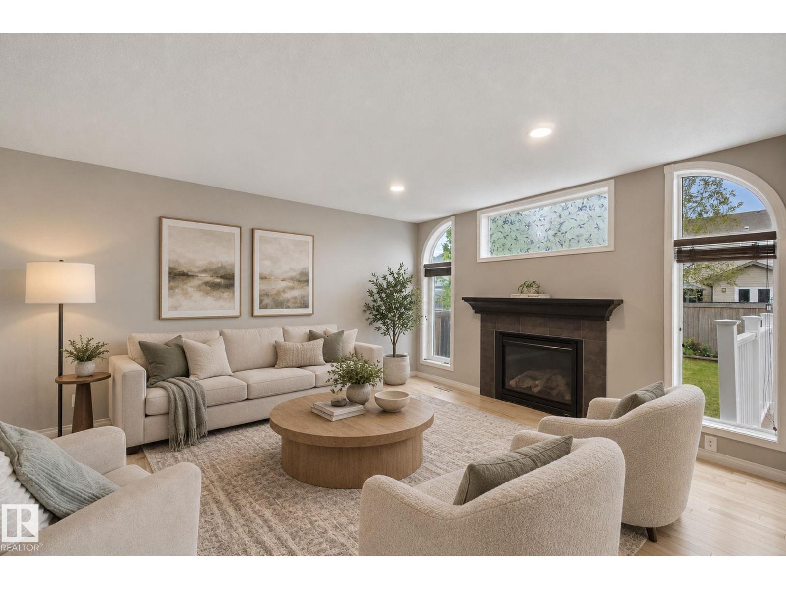 628 FOXTAIL LN - 4