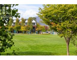 1770 Richter Street Unit# Ph 18, Kelowna, BC V1Y0E6 Photo 37