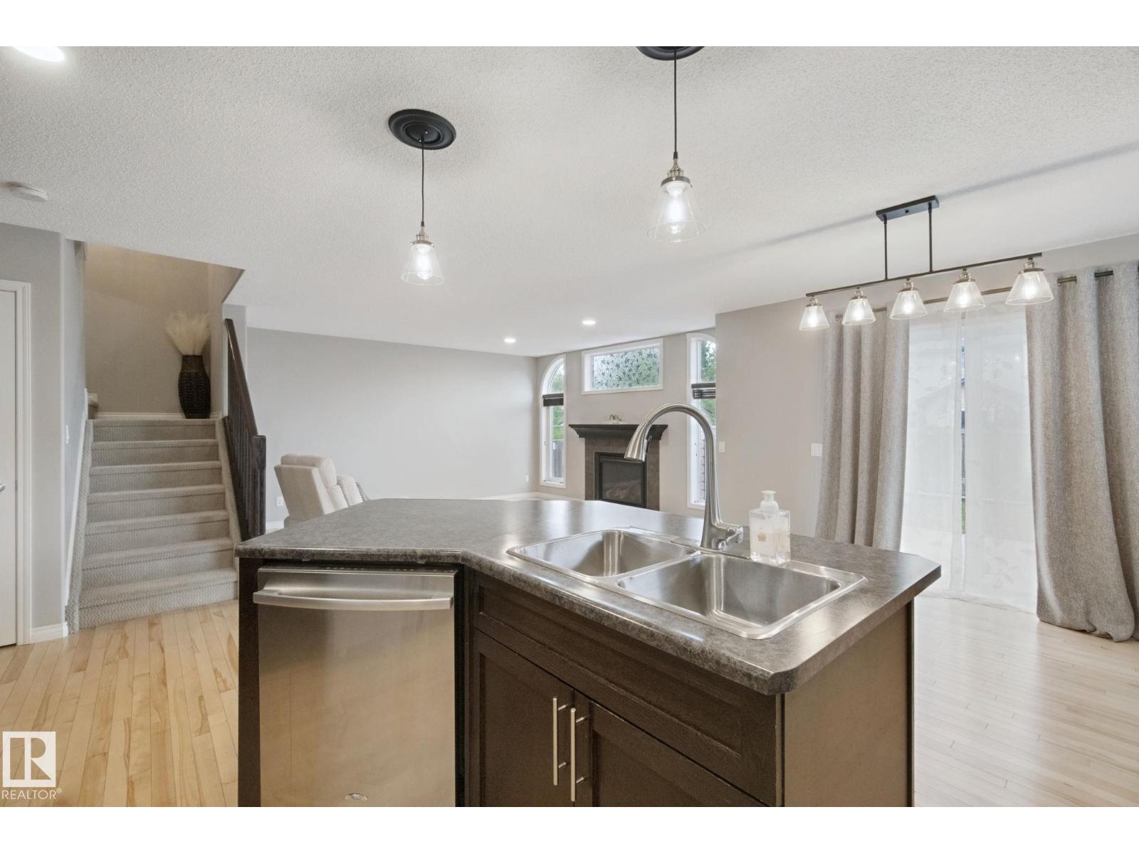 628 FOXTAIL LN - 15