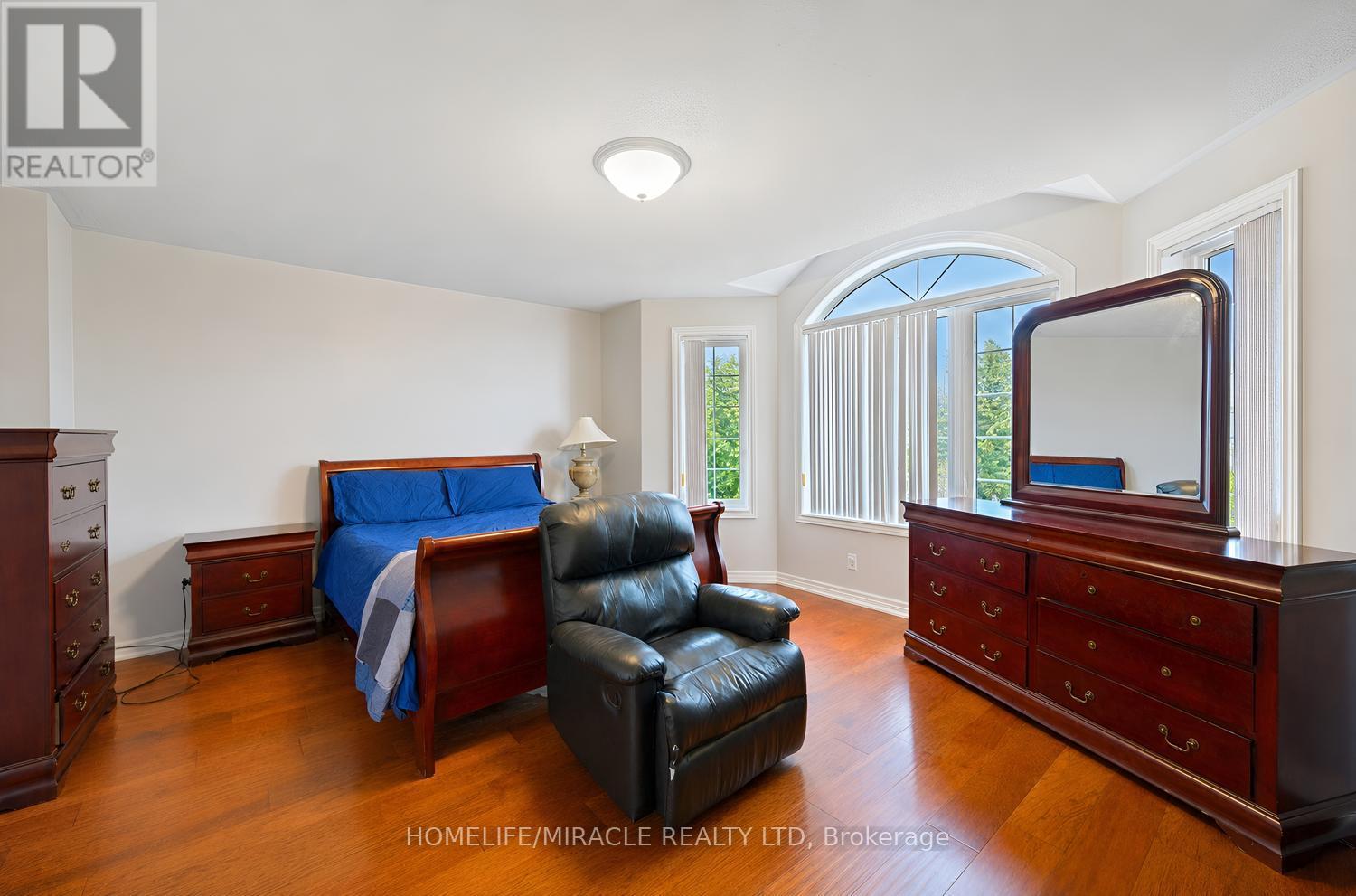 18 HARTWELL GATE - 43