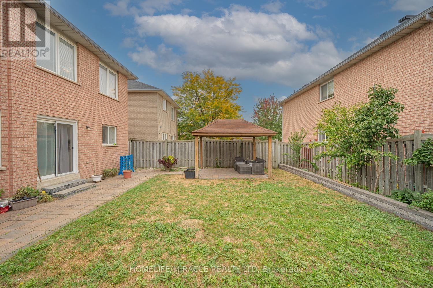 18 HARTWELL GATE - 50