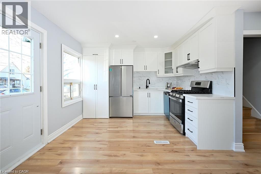 213 EAST 28TH Street Unit# Upper, Hamilton — photo 4