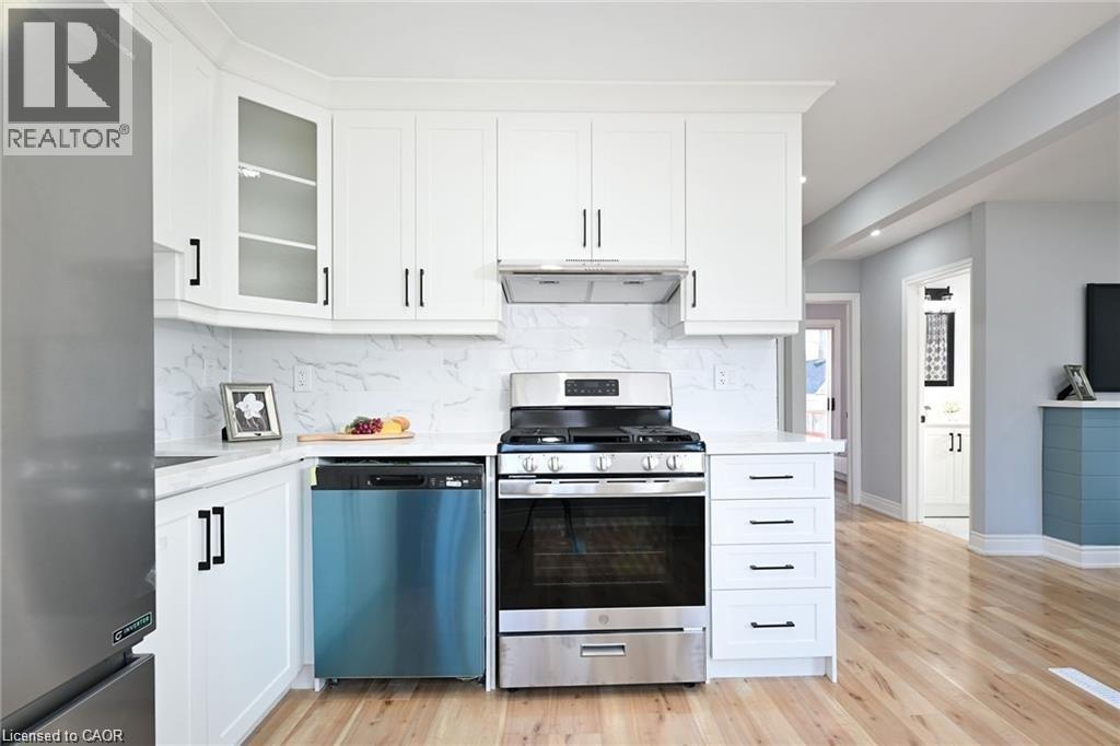 213 EAST 28TH Street Unit# Upper, Hamilton — photo 8