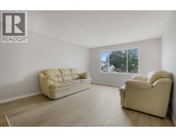 Living room - 227 Michener Road, Chatham, ON N7L4W3 Photo 10