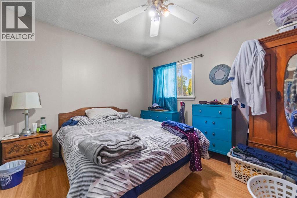5229 50 Street - 12