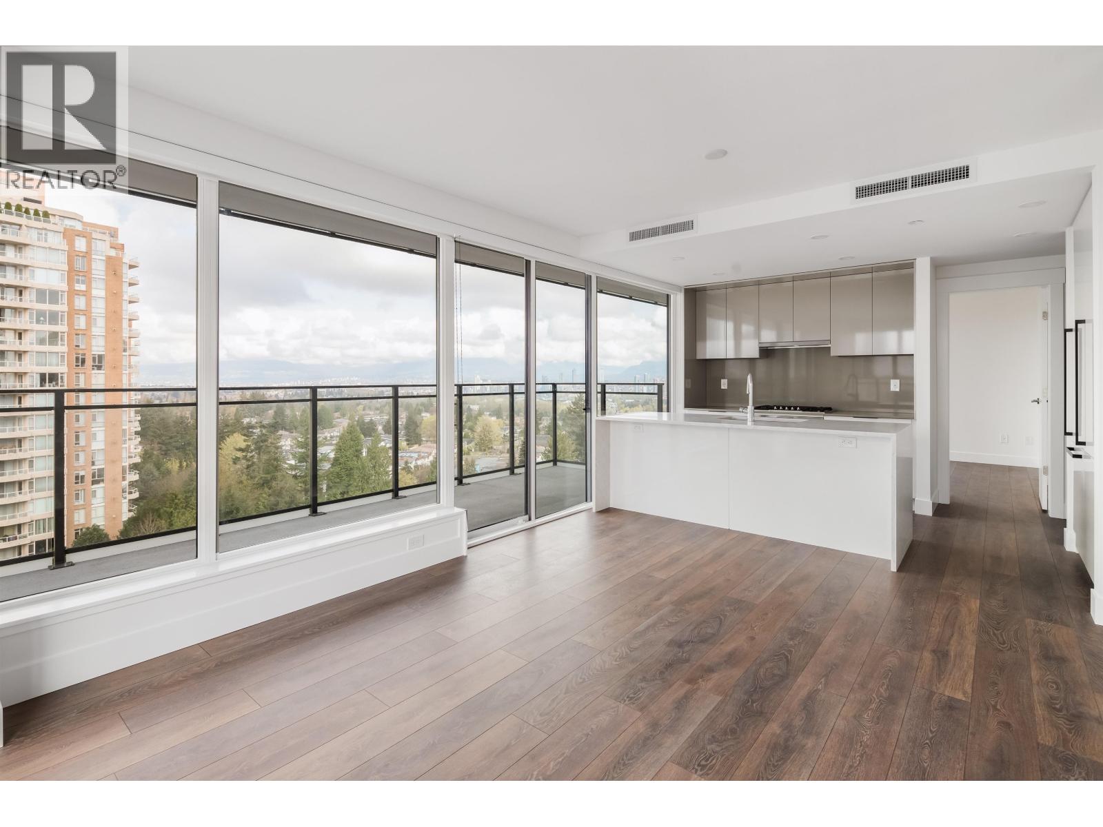 Photo of 1005 4711 HAZEL STREET 5