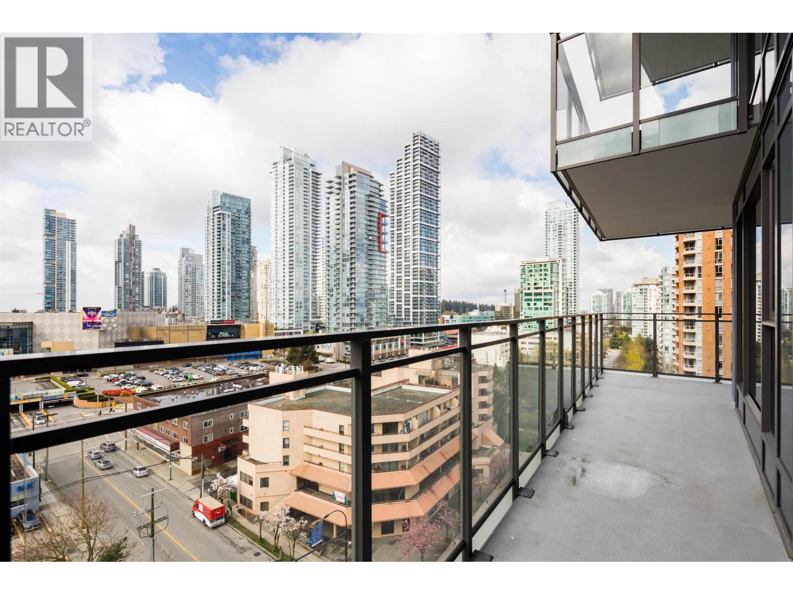Photo of 1005 4711 HAZEL STREET 20