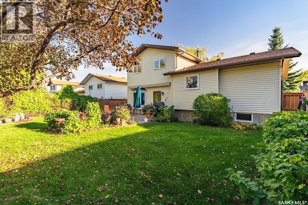 222 Gathercole CRESCENT - Image 43