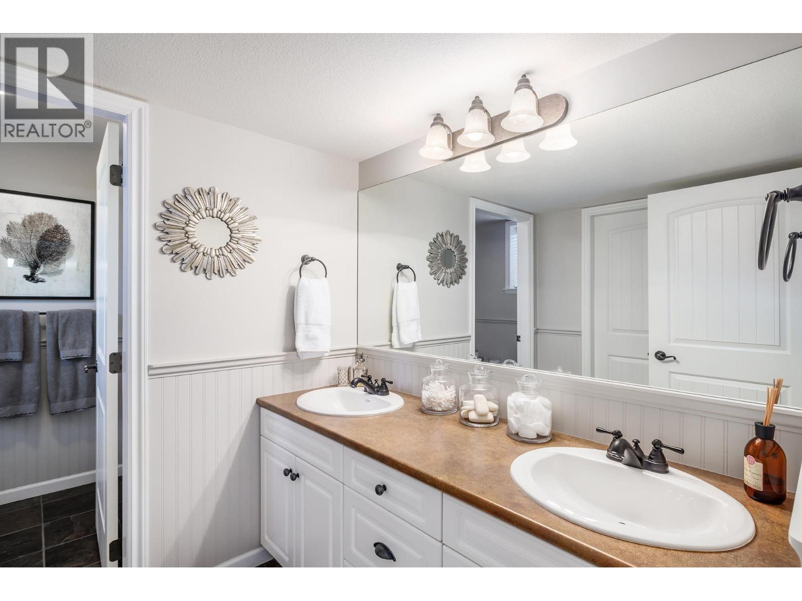 4801 Parkridge Drive, Kelowna - Image 1