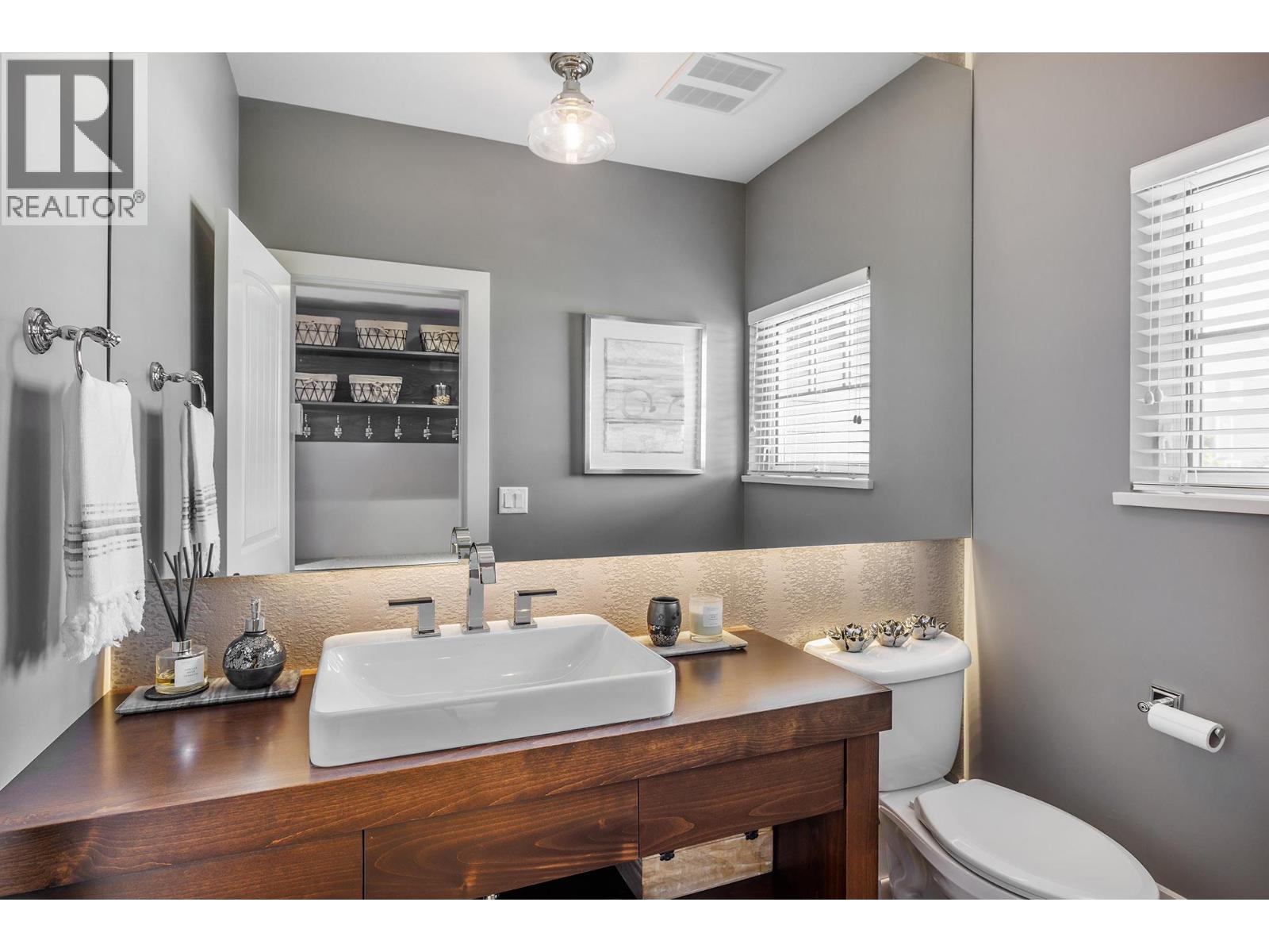 4801 Parkridge Drive, Kelowna - Image 1