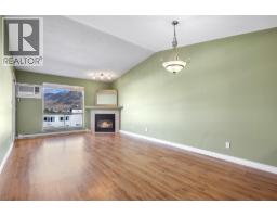 Living room - 683 Victoria Street Unit# 407, Kamloops, BC V2C2B3 Photo 6