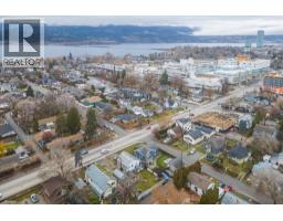 2405 Pandosy Street, Kelowna, BC V1Y1T7 Photo 11