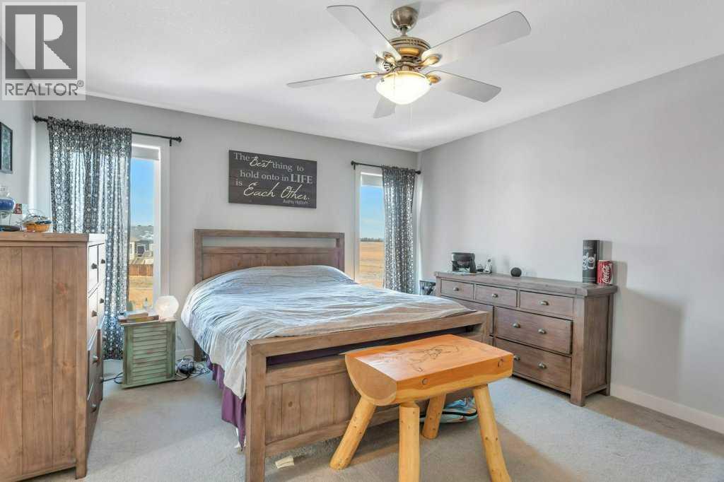 Listing photo – 37 Coachill Street, Blackfalds
