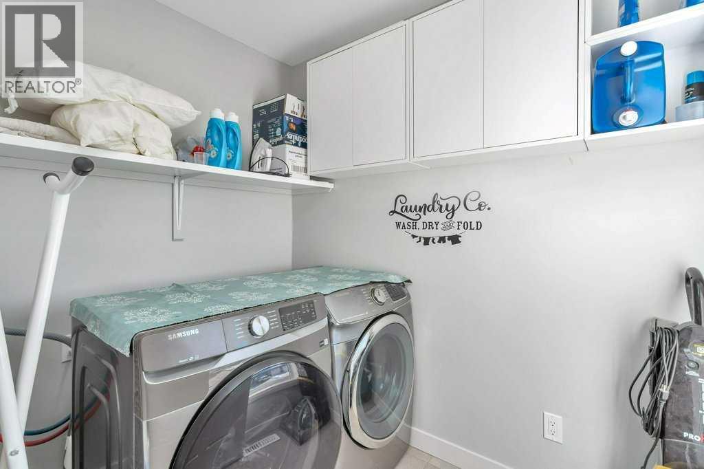 Listing photo – 37 Coachill Street, Blackfalds
