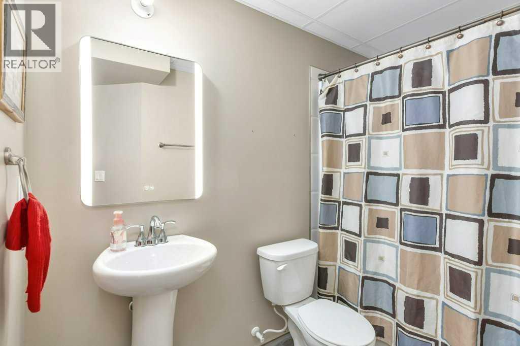 Listing photo – 37 Coachill Street, Blackfalds