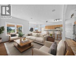 2pc Bathroom - 254 Panamount Close Nw, Calgary, AB T3K5P6 Photo 6