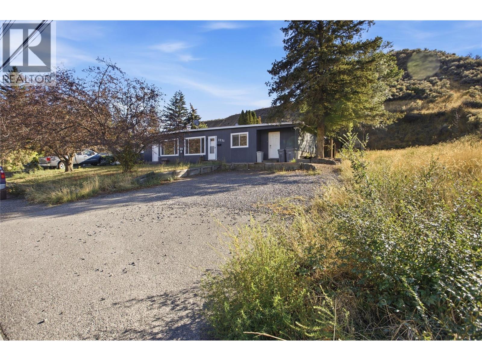 2231/2233 Valleyview Drive - Image 23