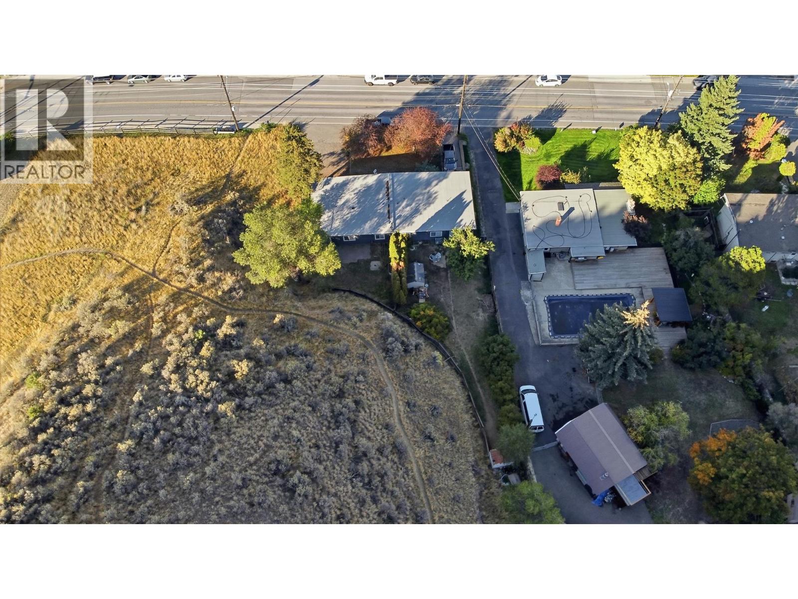 2231/2233 Valleyview Drive - 24