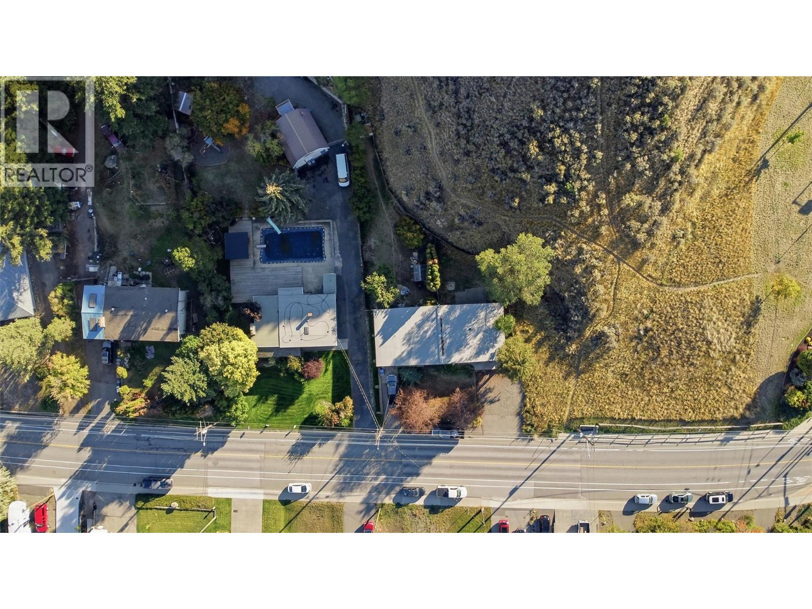 2231/2233 Valleyview Drive - 25
