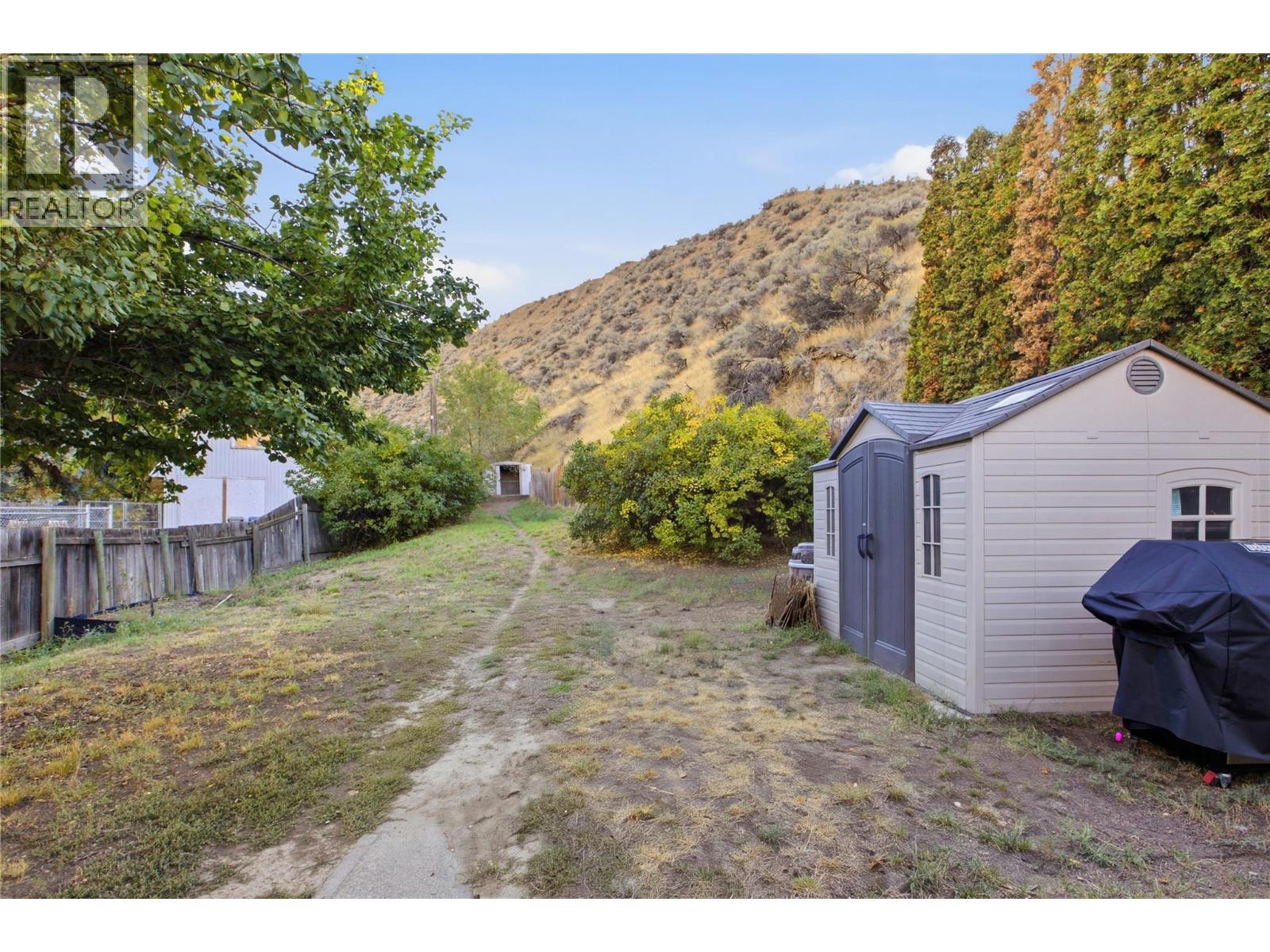 2231/2233 Valleyview Drive - Image 35