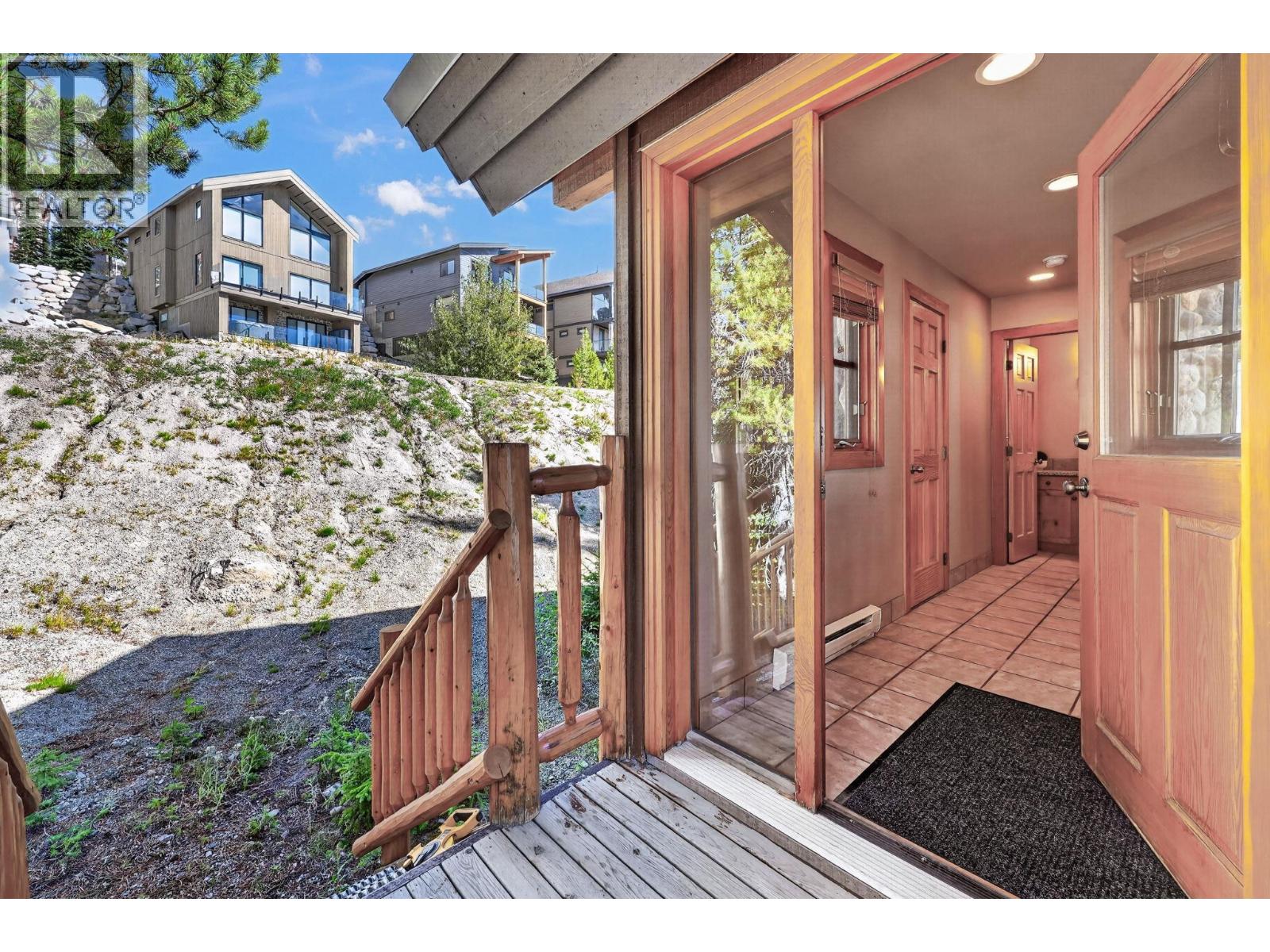 200 Moonshine Crescent Unit# 11, Big White