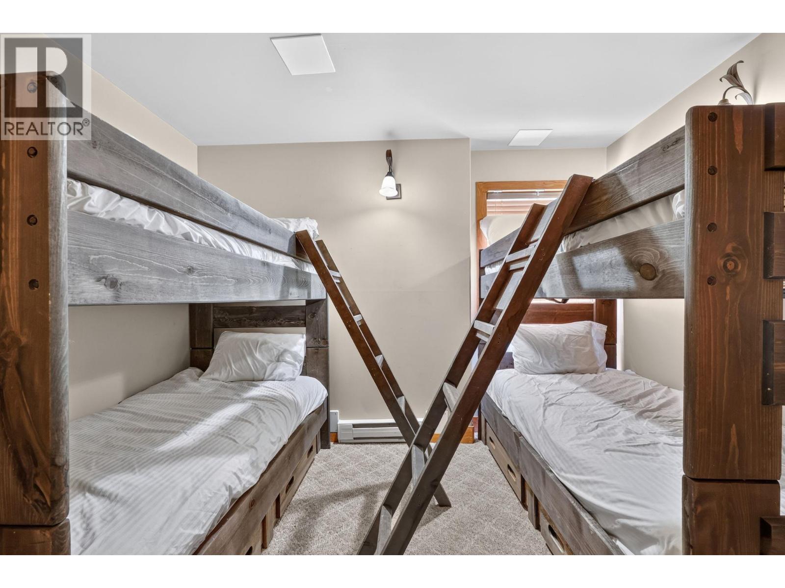 200 Moonshine Crescent Unit# 11, Big White