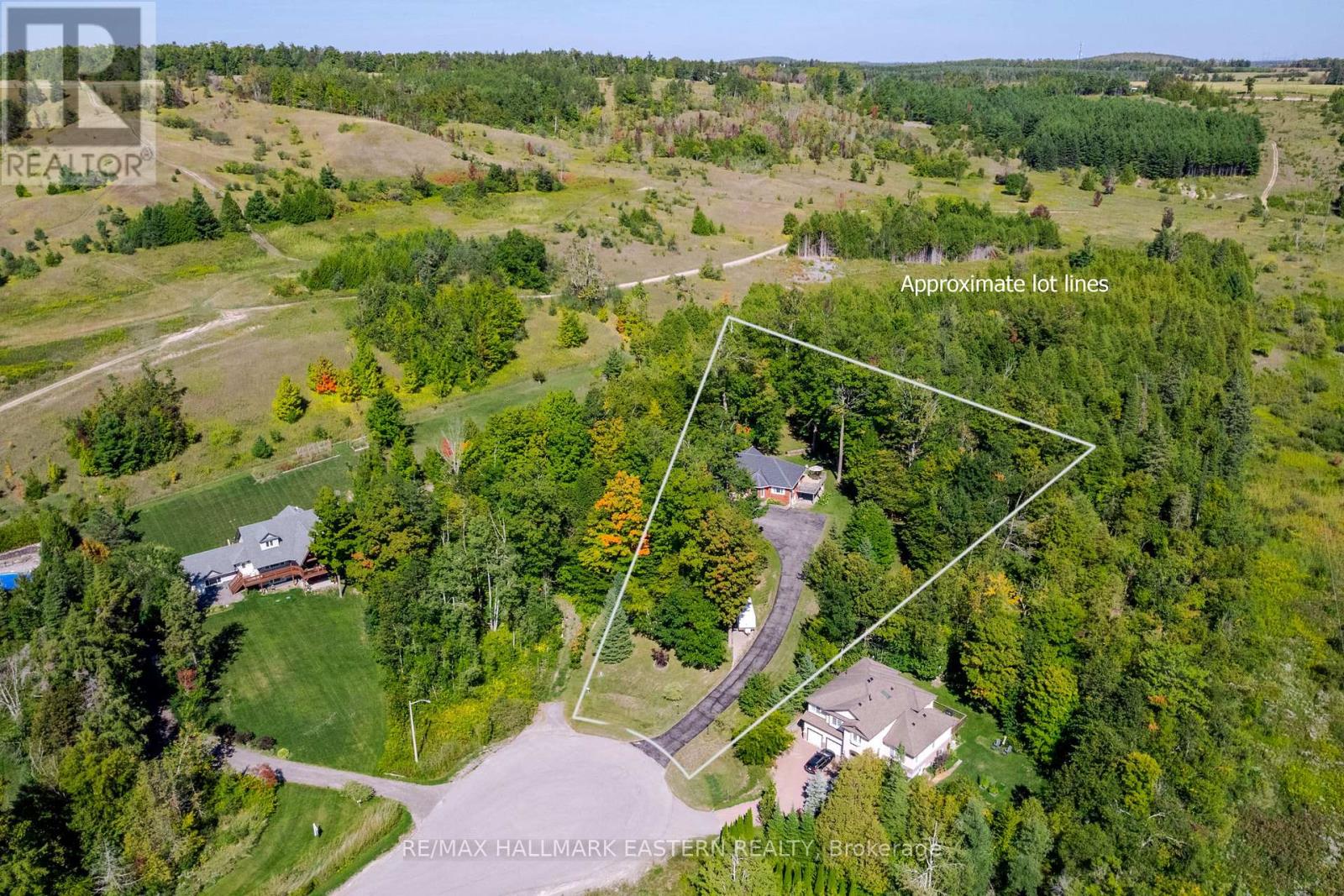 27 WOODLAND TRAIL - 41