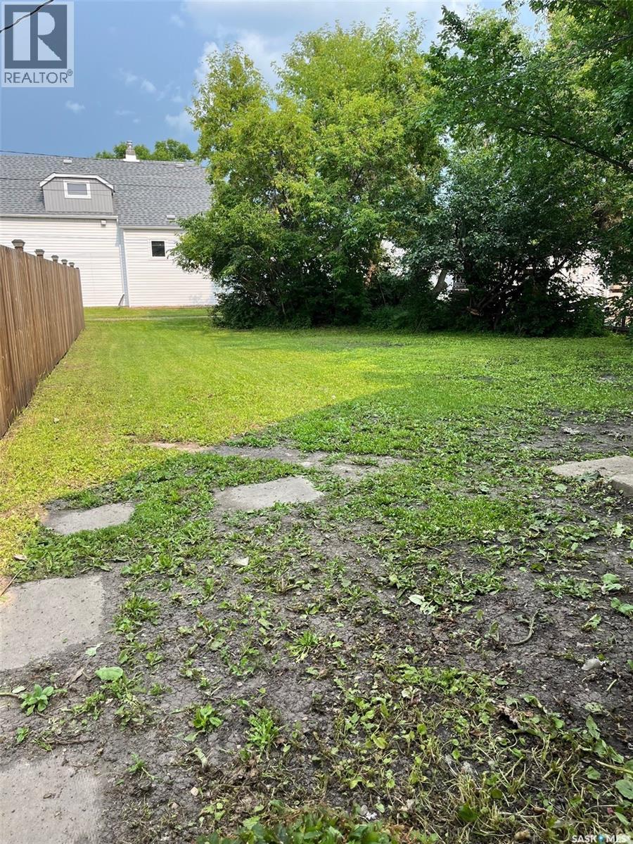 704 West AVENUE - 4