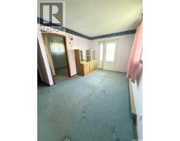 713 Healy Avenue, Radville, SK S0C2G0 Photo 12
