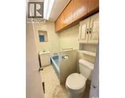 713 Healy Avenue, Radville, SK S0C2G0 Photo 9