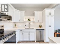 224 Renaissance Drive, St  Thomas, ON N5R0C1 Photo 11