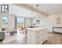 224 Renaissance Drive, St  Thomas, ON N5R0C1 Photo 17