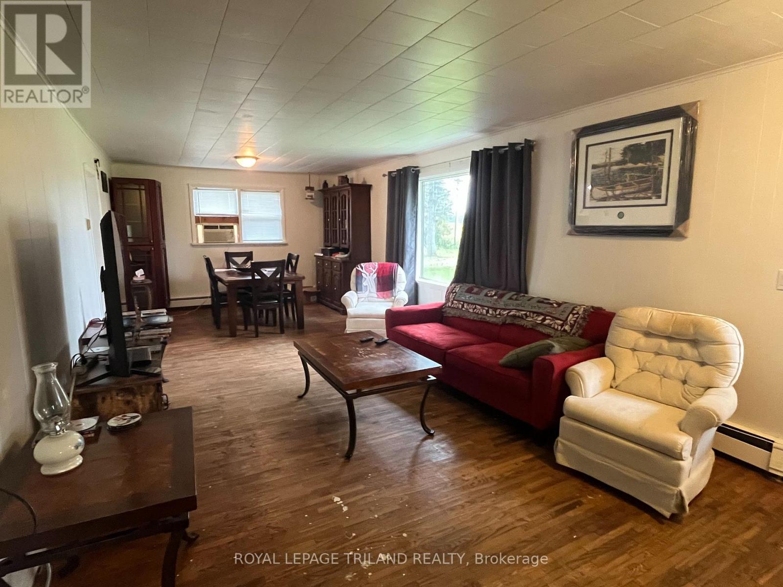 975 CONCESSION DRIVE - Image 14